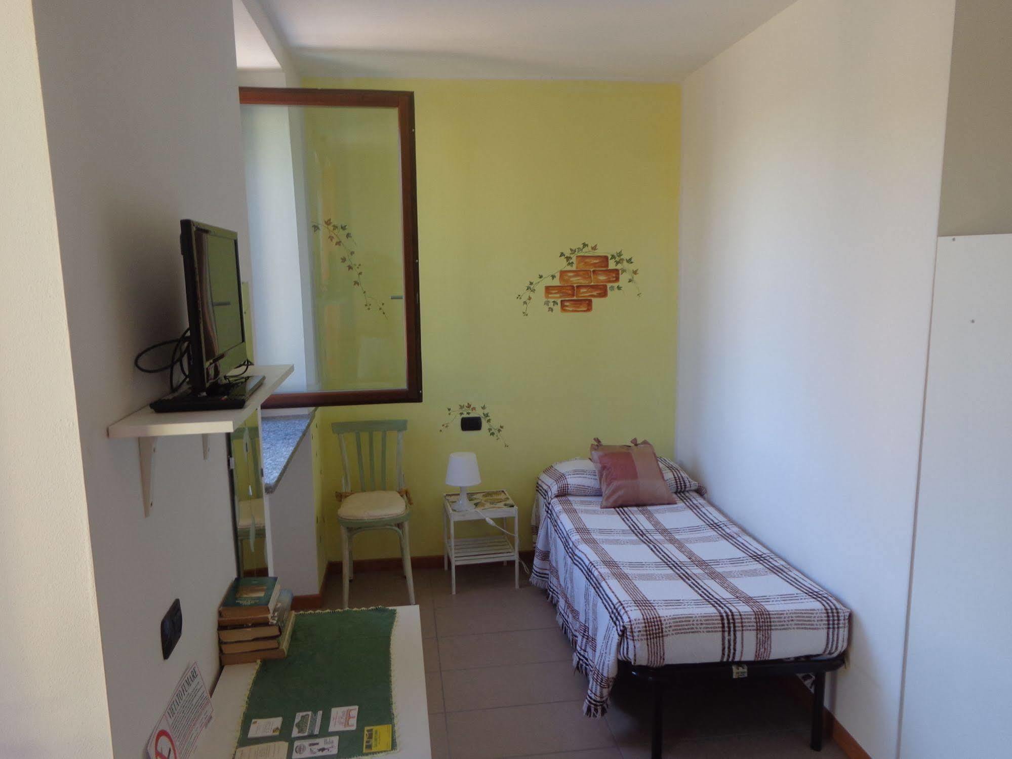 La Corte B&B Fagnano Olona Luaran gambar