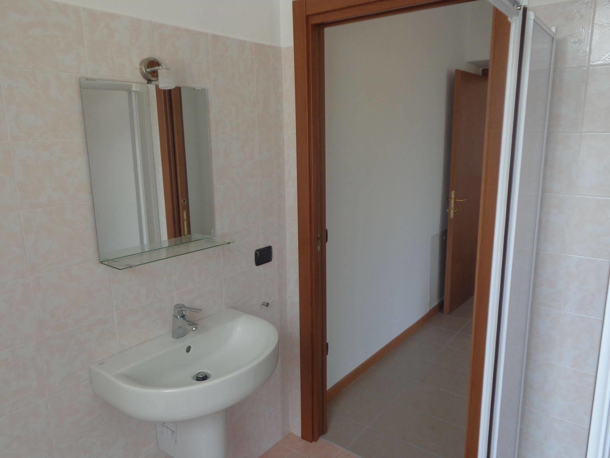La Corte B&B Fagnano Olona Luaran gambar